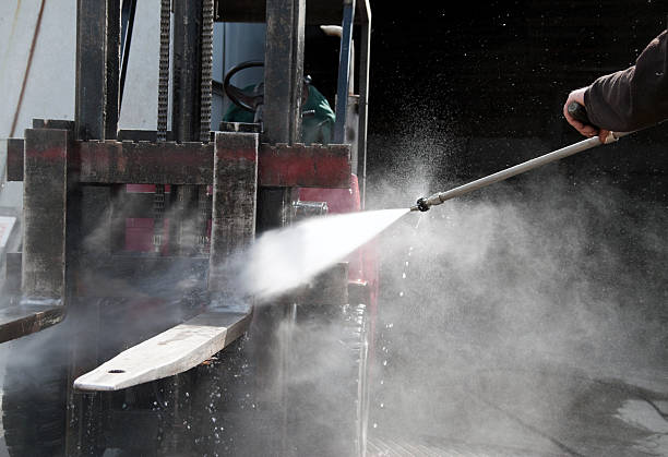 Best Dumpster Area Cleaning  in Bakersfield Country Clu, CA